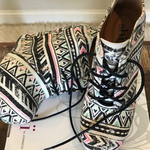 Tribal Print Lace Up Platforms